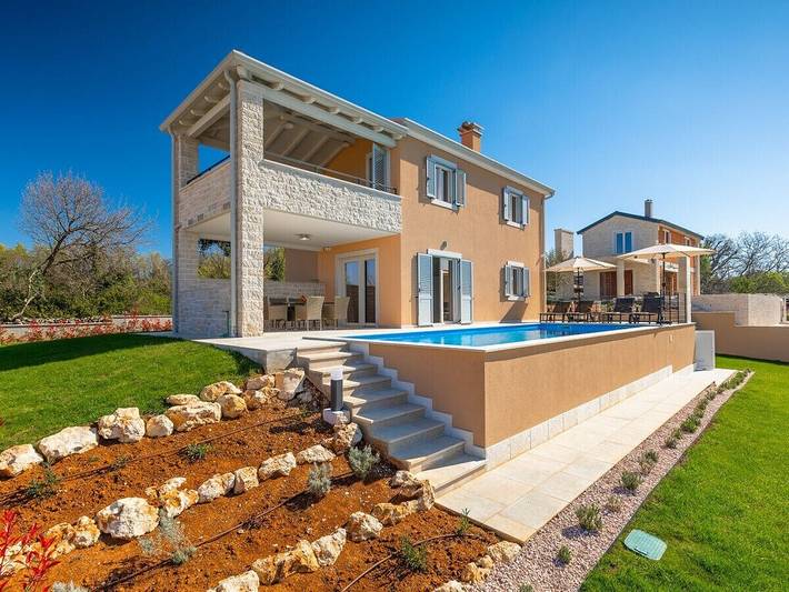 Villa per 5 persone, con Balcone e Terrazza nonché Giardino e Piscina a San Marco