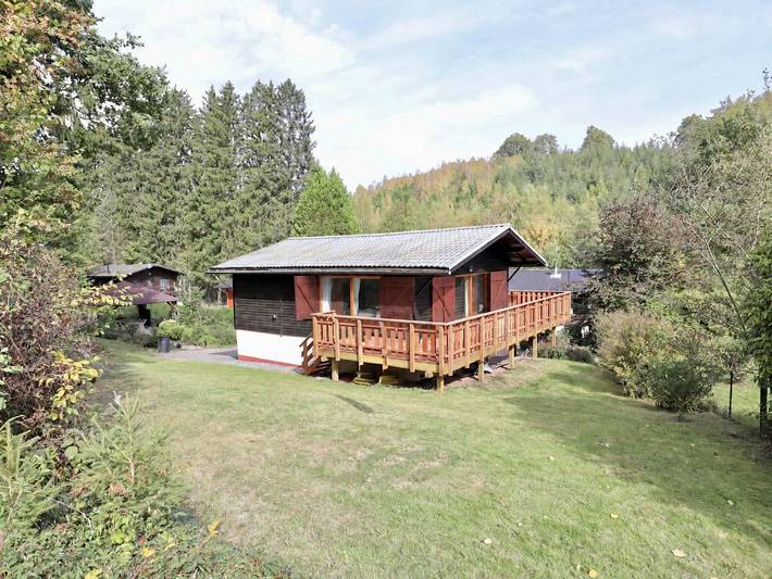 Chalet pour 4 personnes, avec Terrasse et Jardin à Rendeux