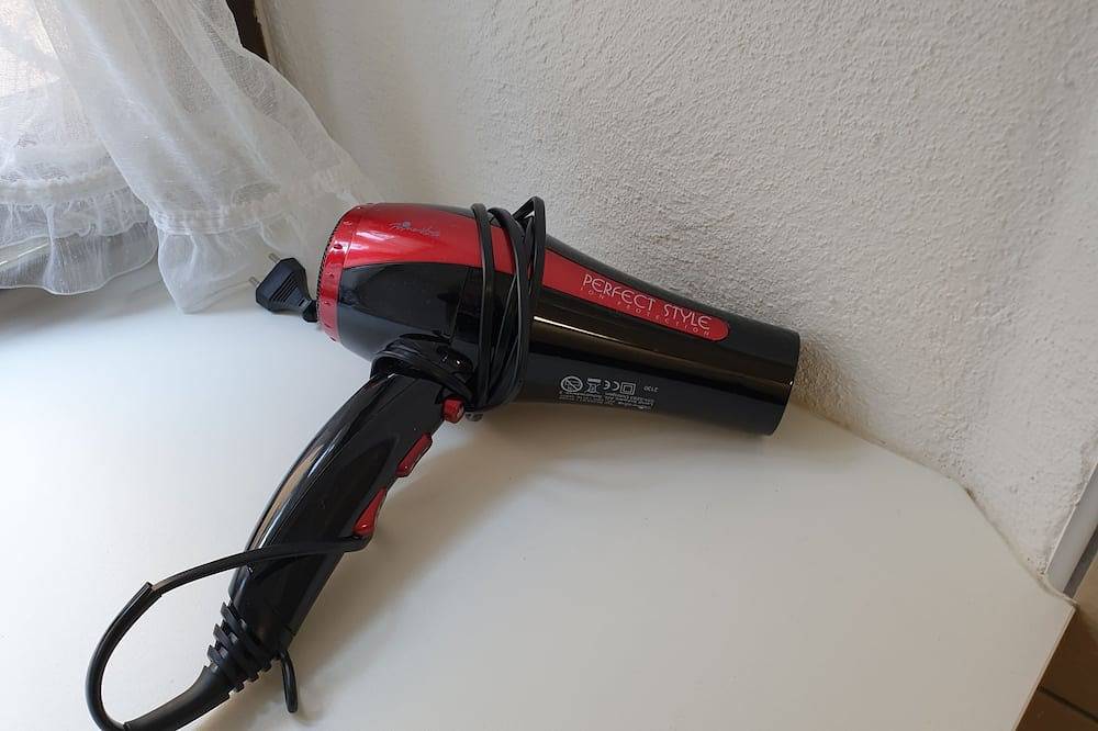 Ganze Wohnung, \"Villa Hi\" Wohnung Parkplatz inbegriffen in Weesen, Walensee