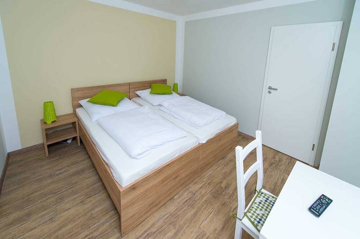 Ferienwohnung für 14 Personen, mit Terrasse und Garten in Gräfenberg - 3