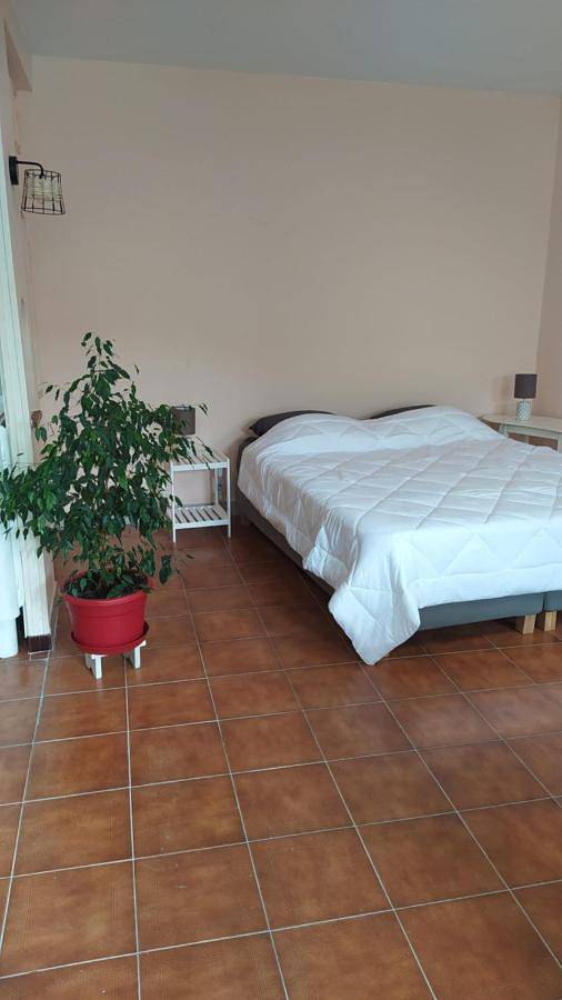 Gîte pour 2 personnes, avec jardin et terrasse à Guîtres - 4