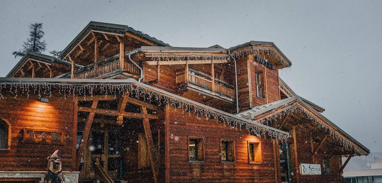 Hotel & Restaurant Les Escondus in Vars, Région de Briançon