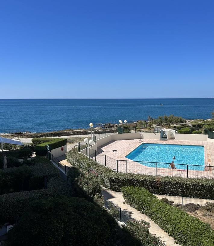 Gîte pour 5 personnes, avec jardin ainsi que piscine et terrasse dans Plage Lazaret - 2