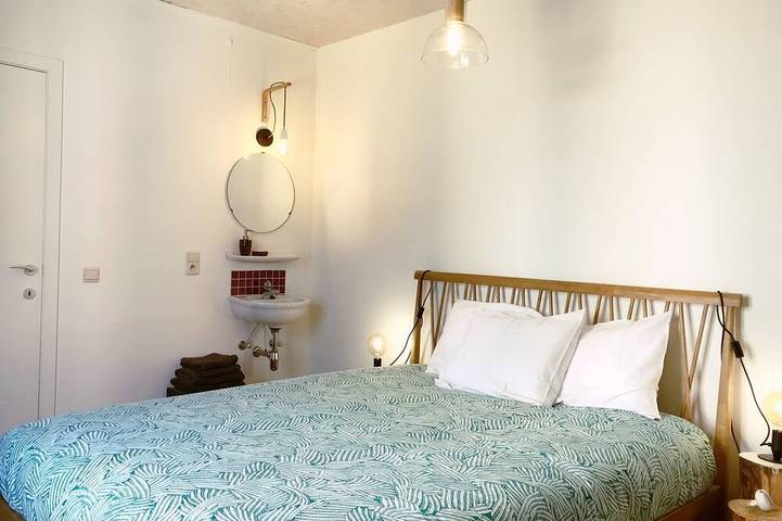 New trendy house 5 min from shopping streets in Bruges, West Flanders