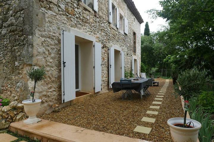 Chambre d’hôte pour 2 personnes, avec Jardin et Piscine