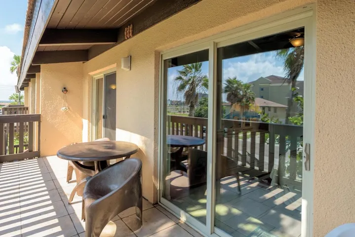 Apartamento de vacaciones para 4 personas, con piscina y jardín - 1