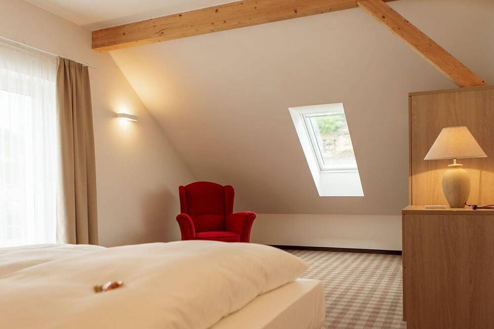 Ganze Wohnung, Wellnesssuite, 2 Schlafräume, Balkon, Sauna - elbresort in Rathen, Elbsandsteingebirge
