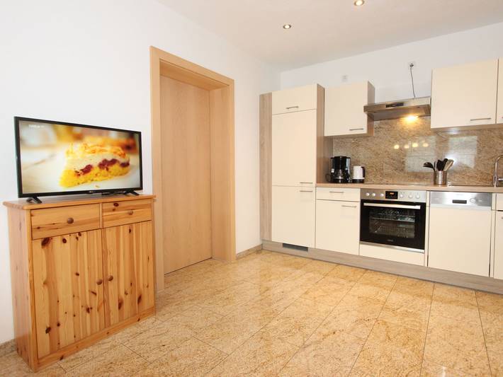 Ferienwohnung für 6 Personen, mit Terrasse und Garten sowie Ausblick in Kaltenbach - 3