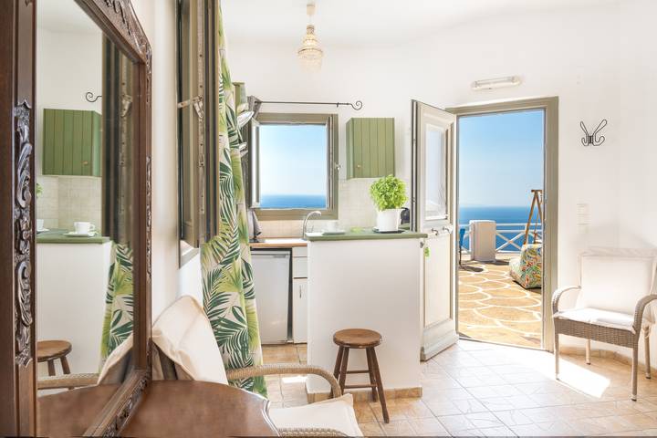 Ganze Wohnung, Sifnos Apartment – Haustierfreundlich mit Meerblick und Whirlpool in Sikinos