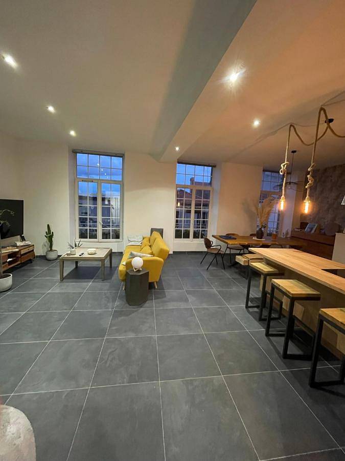 Gîte pour 5 personnes, avec terrasse et vue, animaux acceptés dans Eglise Notre Dame De La Prosperite - 4