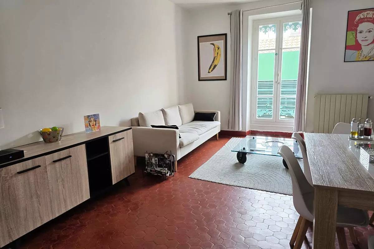 Apartamento entero, Apartamentos para 6 personas in Nimes, Region de Nimes
