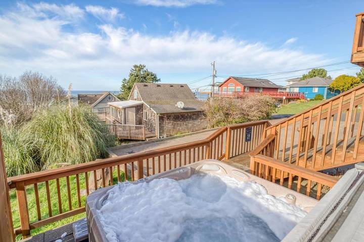 Ferienhaus für 12 Personen, mit Terrasse und Ausblick, mit Haustier in Oregon