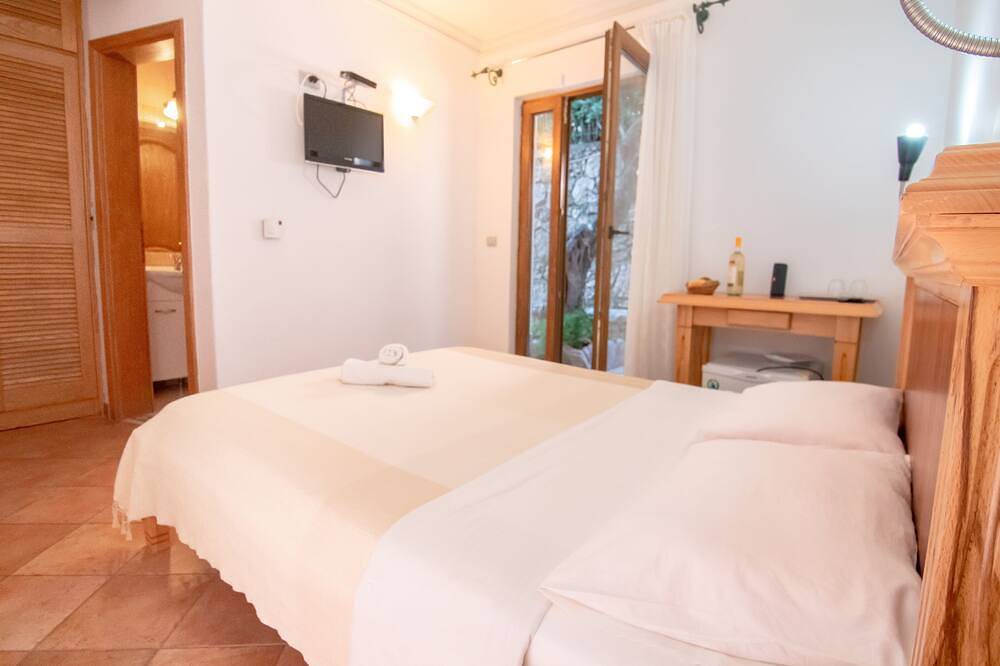 Mesón Levantin Habitación N6 in Sveti Stefan, Municipio de Budva