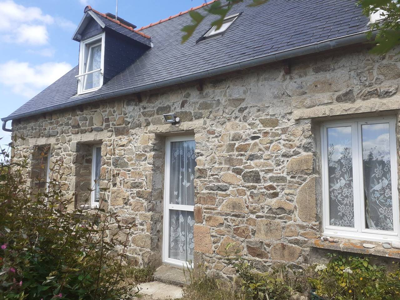 Maison de pêcheur bord de mer in Pleubian, Côte de Granit Rose