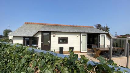 Strandhaus für 6 Personen, mit Balkon/Terrasse und Terrasse in Renesse