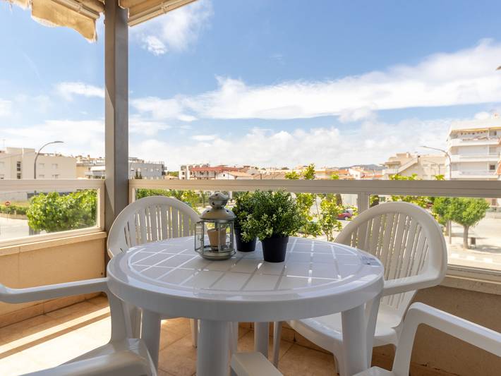 Gîte pour 4 personnes, avec balcon à Cubelles - 2