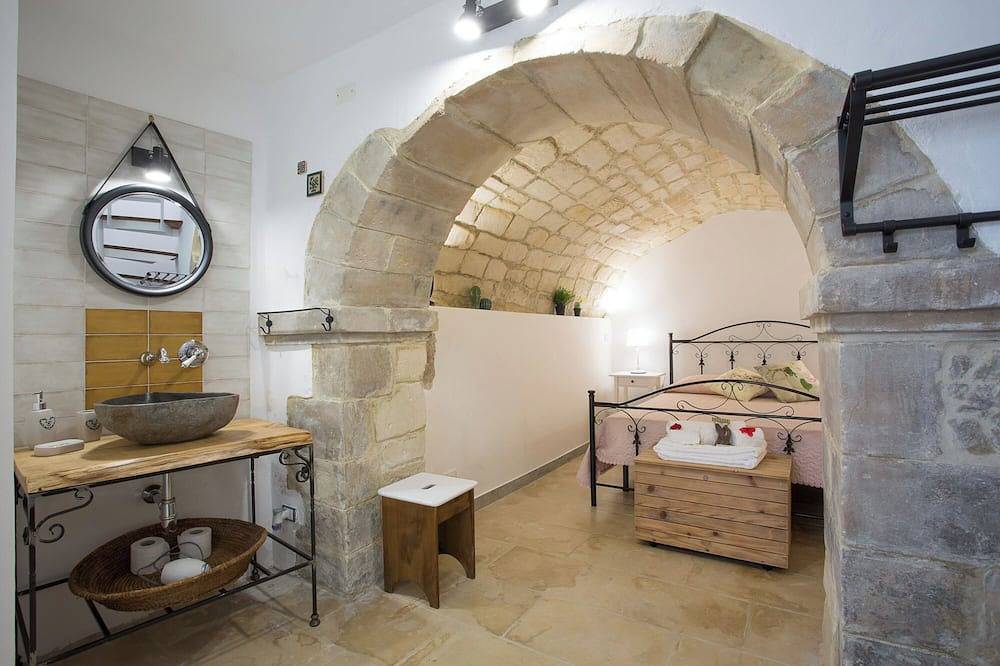 800 Haus Im Herzen Von Ragusa Ibla 30 Meter Vom Kathedrale in Ragusa, Ragusa Provinz