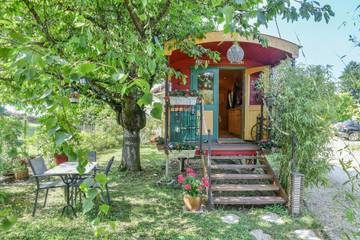 Camping für 2 Personen in Saint-Genix-sur-Guiers, Chambéry und Umgebung, Bild 1