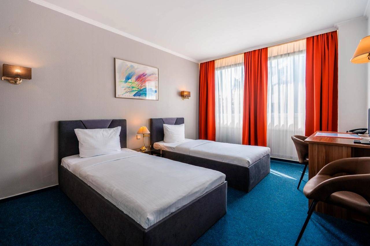 Hotel Berliner Bär in Tempelhof Berlin, Berlin