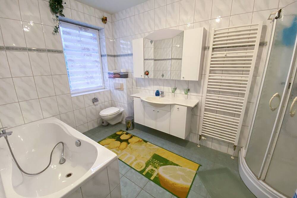 Ganze Wohnung, Ferienwohnung Kranichkieker - Ferienwohnung in Hohendorf (Groß Mohrdorf), Groß Mohrdorf