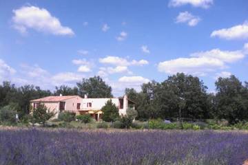 Agriturismo für 6 Personen, mit Garten in Montagnac-Montpezat