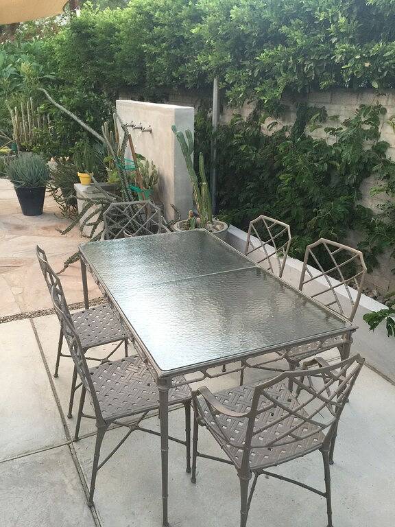 Perfekt! Abgeschieden Mid-Century Verbindung. 3 Betten / 3 Bäder Views! Whirlpool! Feuergrube! in Palm Springs, Coachella Valley