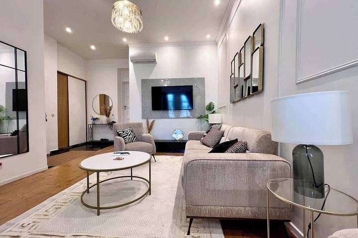 Location de vacances pour 9 personnes, avec balcon à Anderlecht