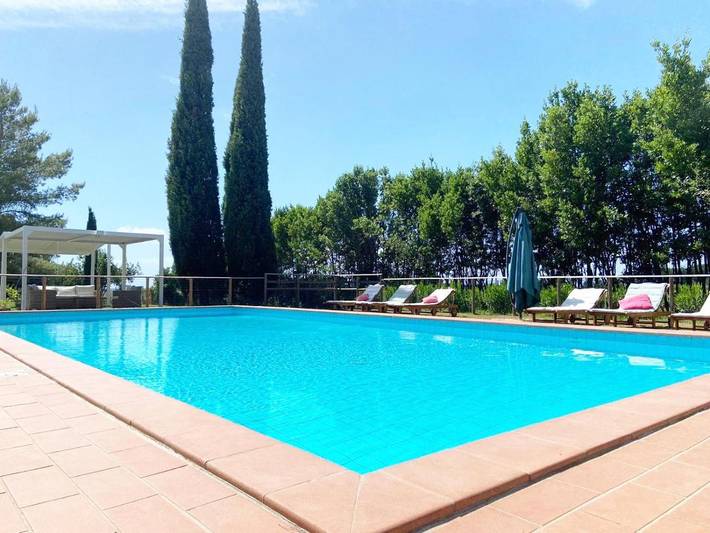 Maison d’hôte pour 4 personnes, avec jardin et piscine, animaux acceptés