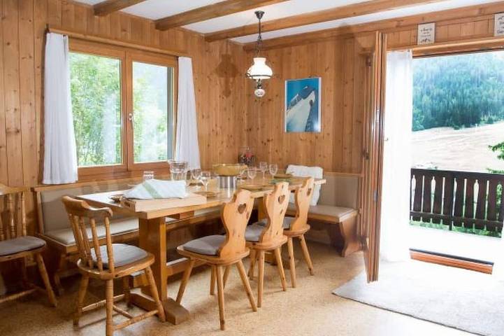Ferienhaus für 8 Personen, mit Balkon