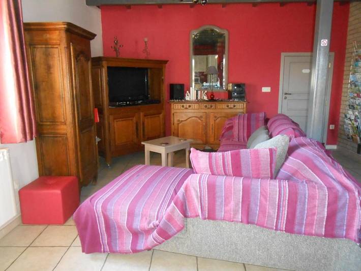 Gîte pour 6 personnes, avec jardin et vue dans Senzeille - 4