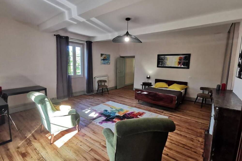 Maison Gasconne, Charme de L'ancien Allié au Confort du Moderne ! in Saint-Jean-le-Comtal, Gers