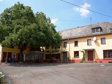 Ferienhaus für 39 Personen, mit Balkon/Terrasse und Terrasse in der Südeifel