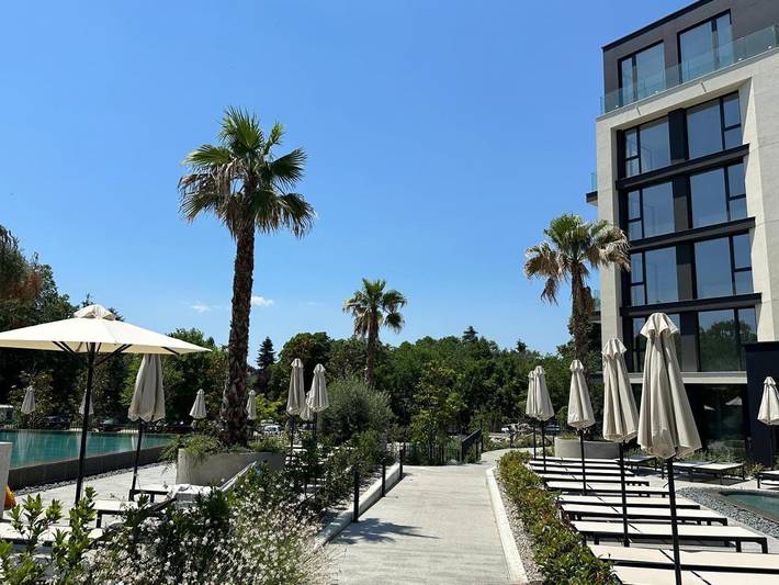 Apartamento de vacaciones para 4 personas, con sauna y piscina además de vistas y jardín - 1