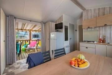 Camping pour 8 Personnes dans Château-d'Olonne, Les Sables-d'Olonne, Photo 3