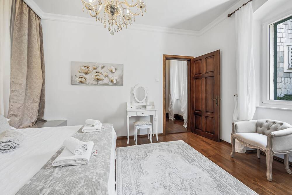 Your Royal Retreat: Luxury Villa Anna in Split's Old Town in Split, Split-Dalmatia