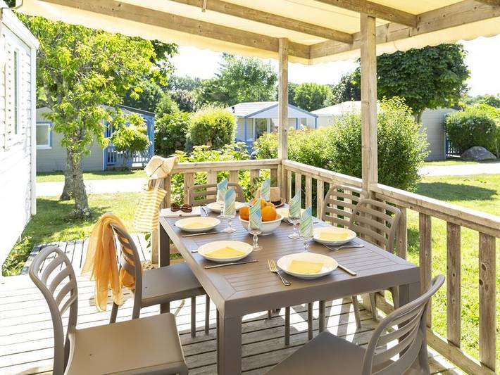 Flower Camping Le Kerleyou - Mobilhome 6 personnes - Mobil-home Confort 31m² - 3 chambres - Terrasse couverte 18m² - Tv + lave-vaisselle in Douarnenez, Iroise