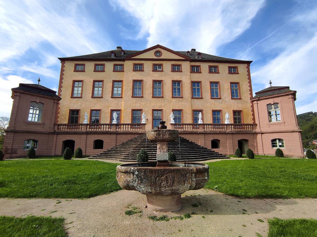 Ganze Ferienwohnung, Appartement Ernestine in Malberg, Eifelkreis Bitburg-Prüm