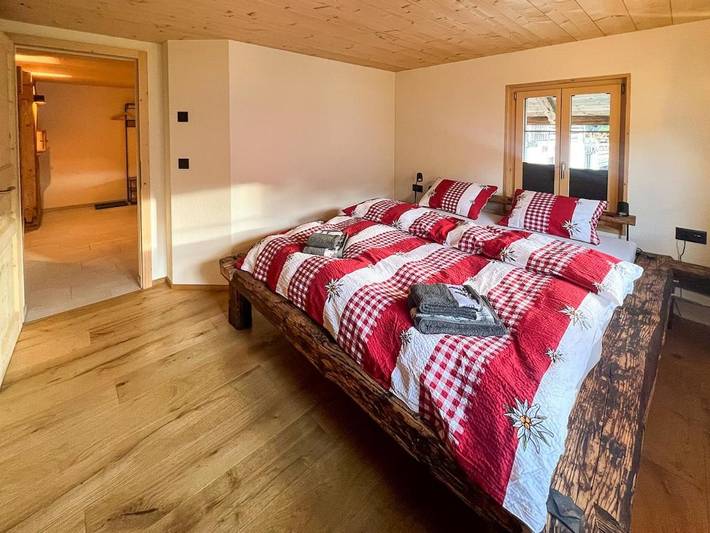 Ferienwohnung für 2 Personen, mit Ausblick und Seeblick in Iseltwald
