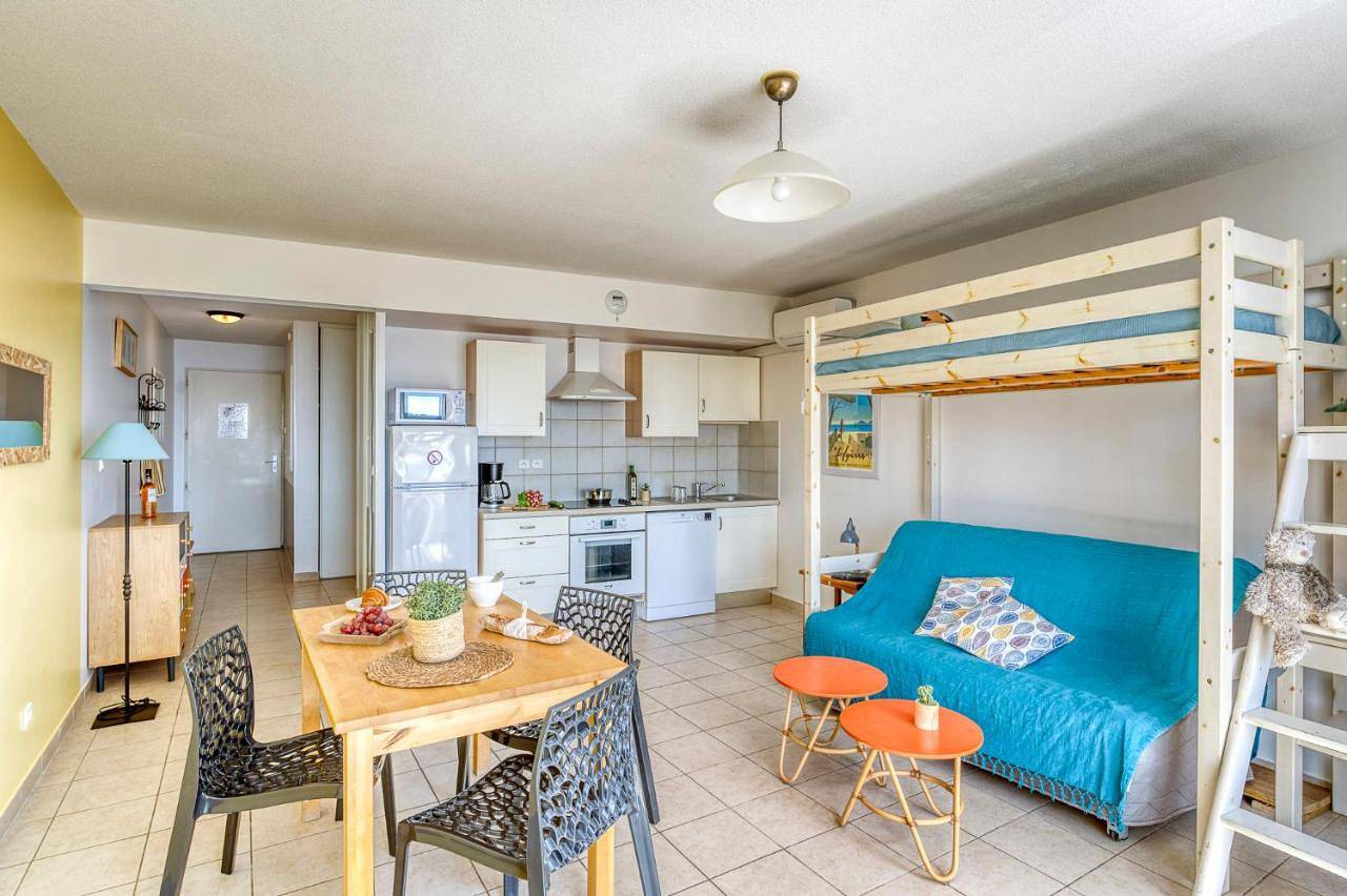 One-Bedroom Apartment with Mezzanine (5 People) in Hyeres, Parc national de Port-Cros