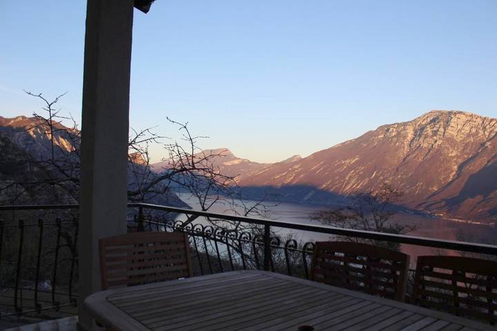 Ferienhaus für 6 Personen, mit Garten und Ausblick sowie Seeblick, mit Haustier in Tremosine - 3