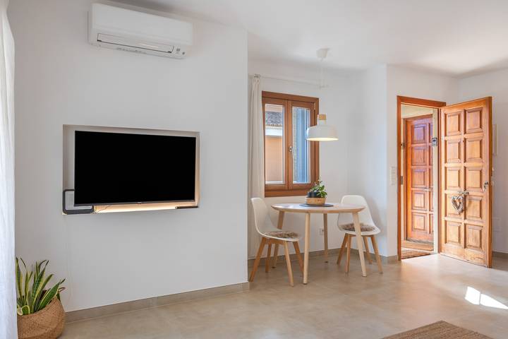 MelPins Apartment in Canyamel – Modernes Apartment mit Terrasse, strandnah in Canyamel, Capdepera