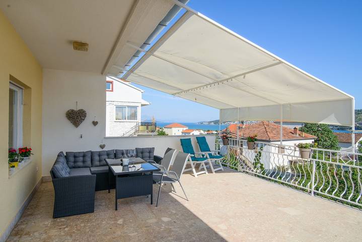 Ferienwohnung für 4 Personen, mit Balkon/Terrasse