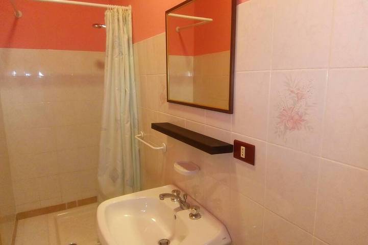 Room with 4 bunk beds for rent, with a private en suite bathroom in Marina di Montenero, Montenero di Bisaccia
