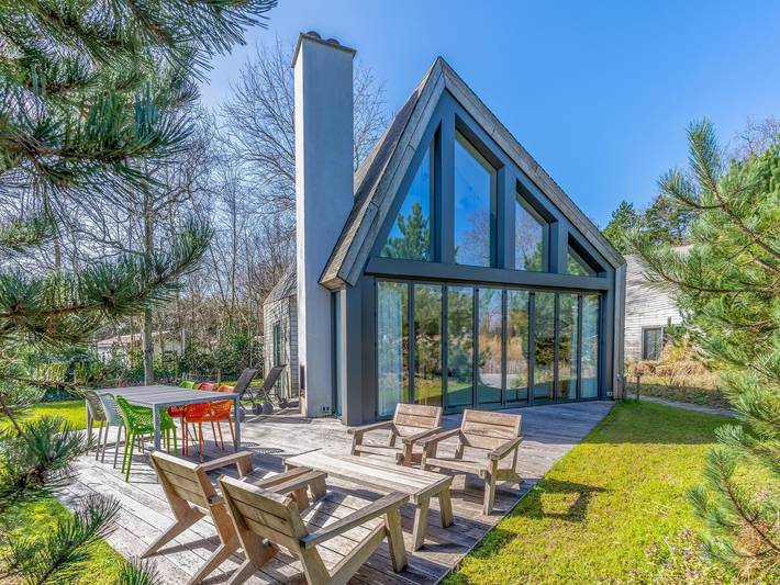 Villa voor 6 personen, with Terras and Tuin as well as Sauna in De Koog