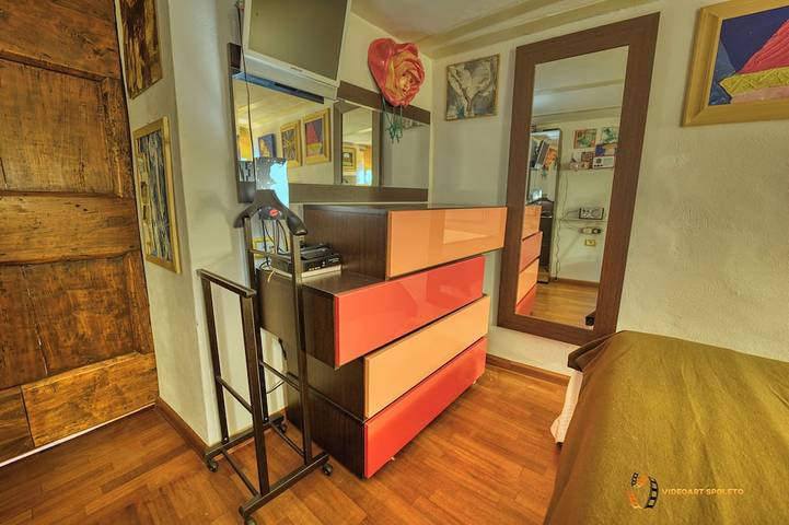 Appartement entier, Grandtoursuitehome, Spoleto, romantic comfort apartment in historic center in Spoleto, Province de Pérouse