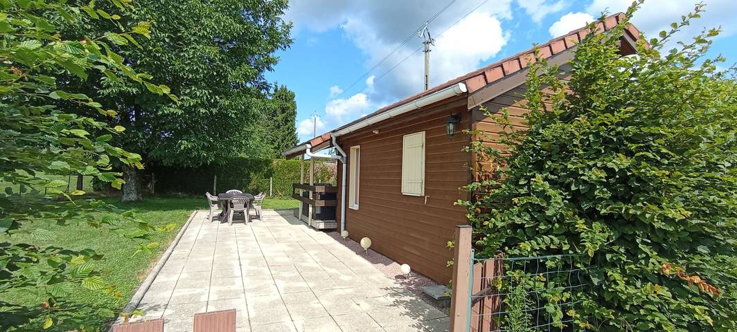 Chalet pour 4 personnes, avec jardin ainsi que vue sur le lac et terrasse dans le Jura - 2