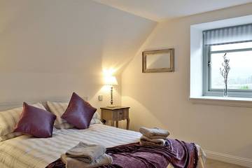 Log Cabin for 6 People in Loch Lomond, West Dunbartonshire, Photo 1