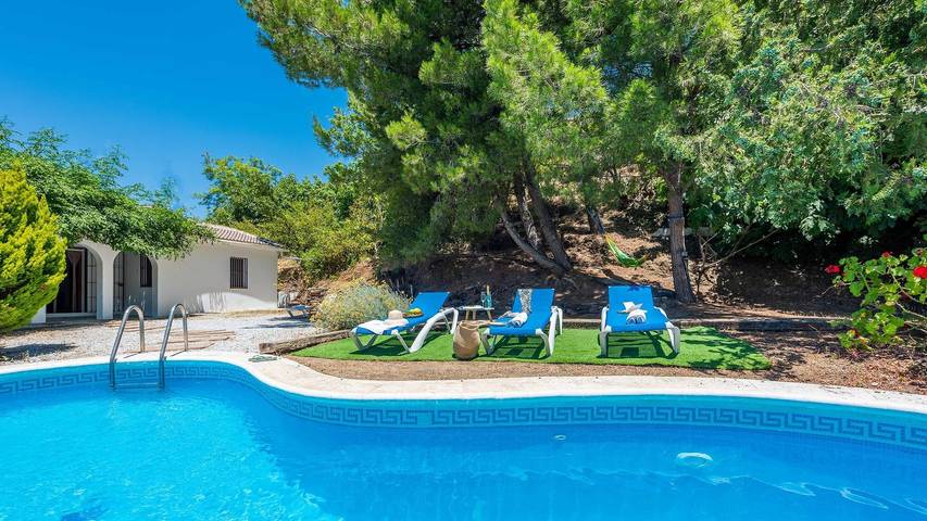 Finca für 6 Personen, mit Pool und Balkon/Terrasse, mit Haustier in Cómpeta - 4