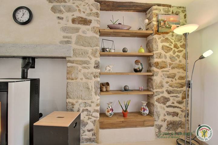 Gîte pour 6 personnes, avec Terrasse ainsi que Jardin et Vue à Pléven - 4