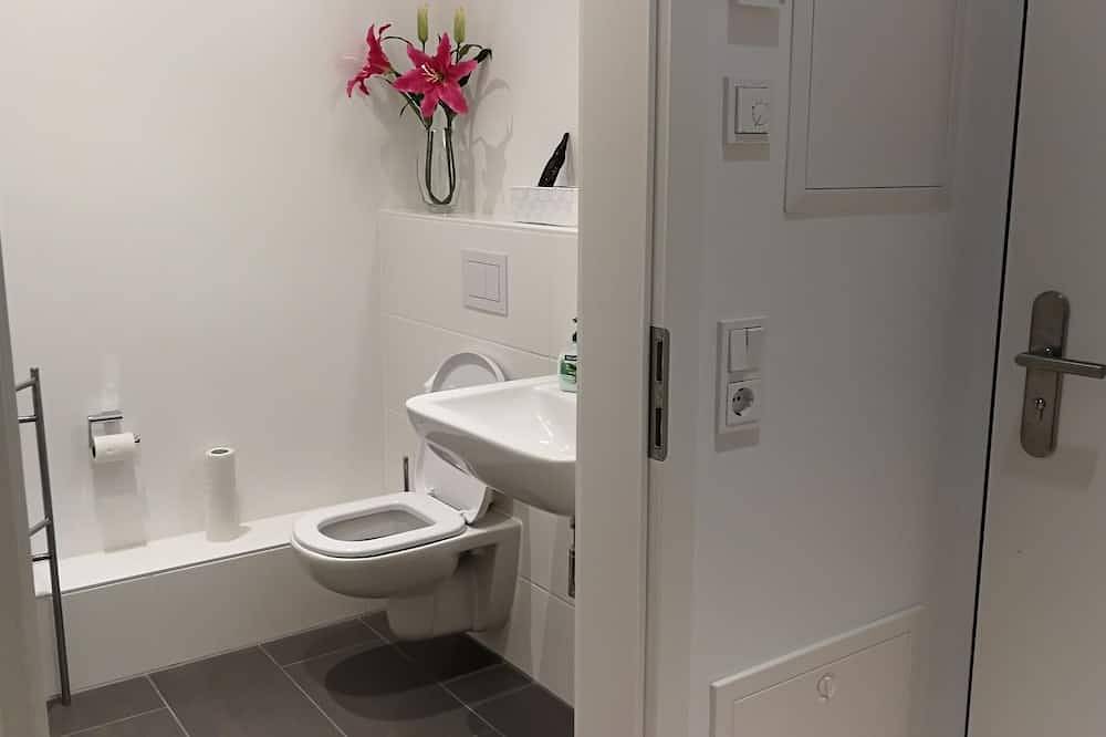 Appartamento intero, Moderno appartamento per visite fieristiche e affitti per vacanze d'affari in Monaco di Baviera Riem, Monaco di Baviera